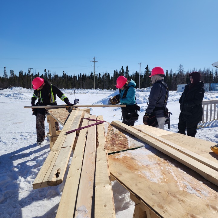 MCSC is busy delivering its newest carpentry framer course in Bunibonibee Cree Nation, a fly-in community located about 650 kilometers northeast of Winnipeg.